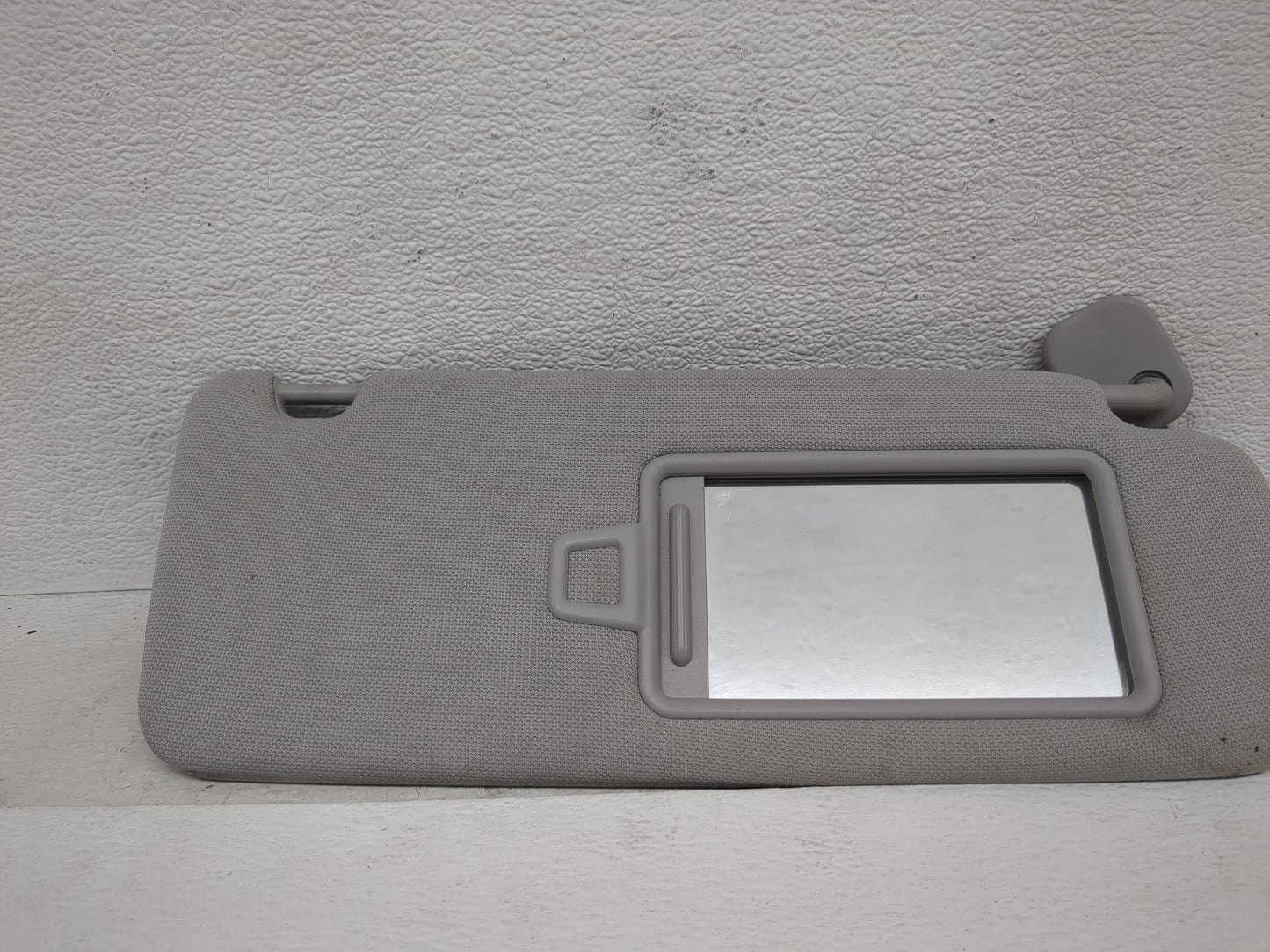 2015-2019 Hyundai Sonata Sun Visor Shade Replacement Passenger Right Mirror Fits Fits 2015 2016 2017 2018 2019 OEM Used Auto