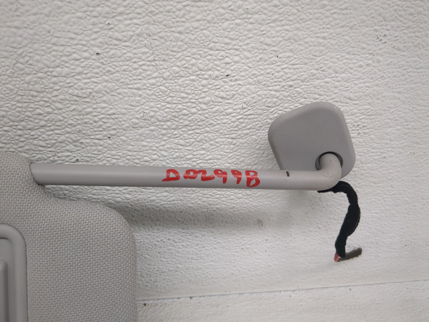 2015-2019 Hyundai Sonata Sun Visor Shade Replacement Passenger Right Mirror Fits Fits 2015 2016 2017 2018 2019 OEM Used Auto