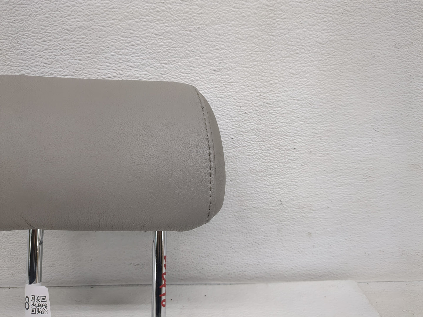 2015-2017 Hyundai Sonata Headrest Head Rest Rear Seat Fits Fits 2015 2016 2017 OEM Used Auto Parts - Oemusedautoparts1.com