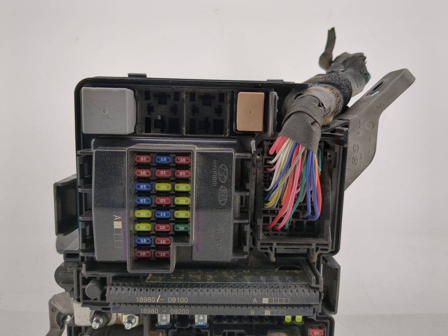 2015 Hyundai Sonata Fusebox Fuse Box Panel Relay Module P/N:6423-0102-7-000 Fits OEM Used Auto Parts - Oemusedautoparts1.com