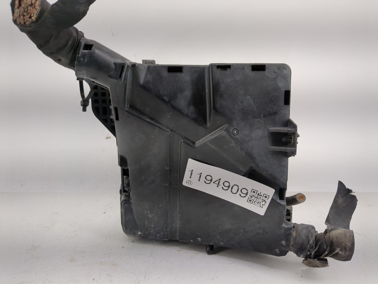 2015 Hyundai Sonata Fusebox Fuse Box Panel Relay Module P/N:6423-0102-7-000 Fits OEM Used Auto Parts - Oemusedautoparts1.com
