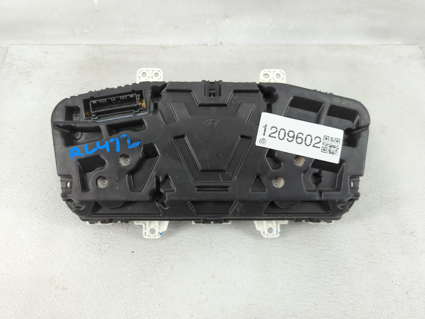 2015 Hyundai Sonata Instrument Cluster Speedometer Gauges P/N:94031-C2000 Fits OEM Used Auto Parts - Oemusedautoparts1.com
