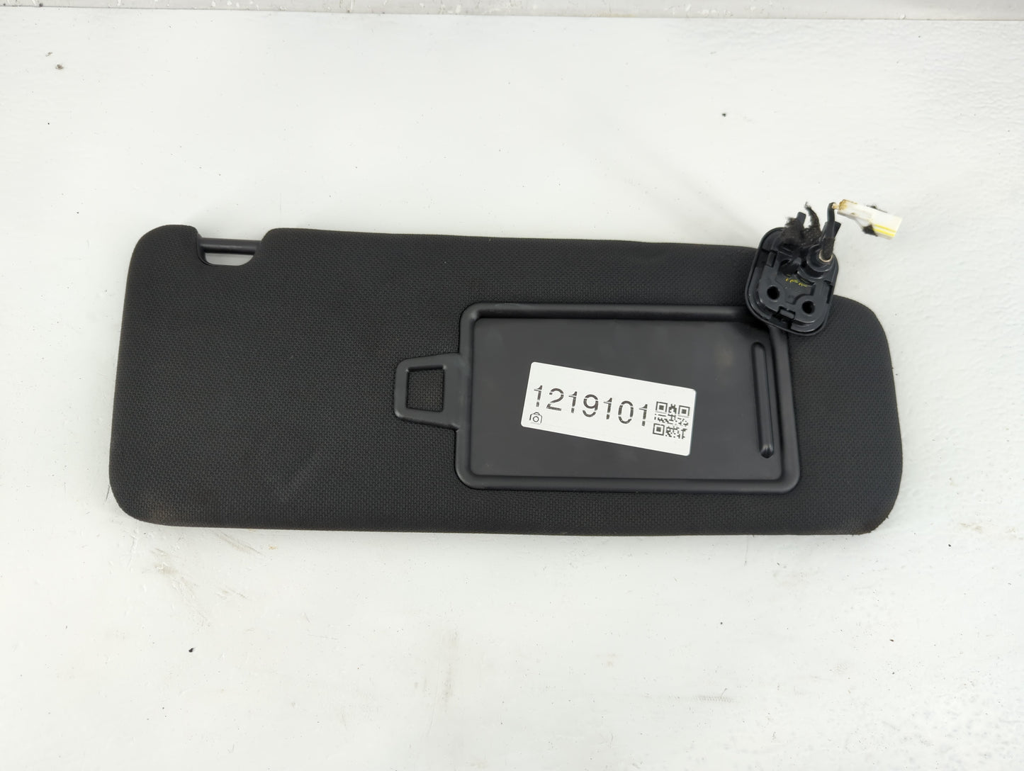 2015-2019 Hyundai Sonata Sun Visor Shade Replacement Passenger Right Mirror Fits Fits 2015 2016 2017 2018 2019 OEM Used Auto