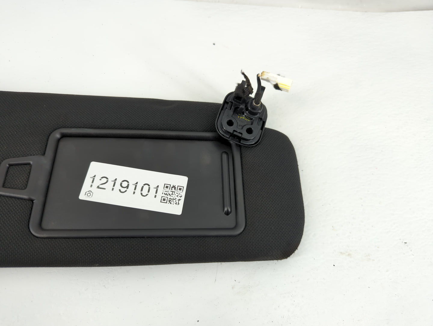 2015-2019 Hyundai Sonata Sun Visor Shade Replacement Passenger Right Mirror Fits Fits 2015 2016 2017 2018 2019 OEM Used Auto