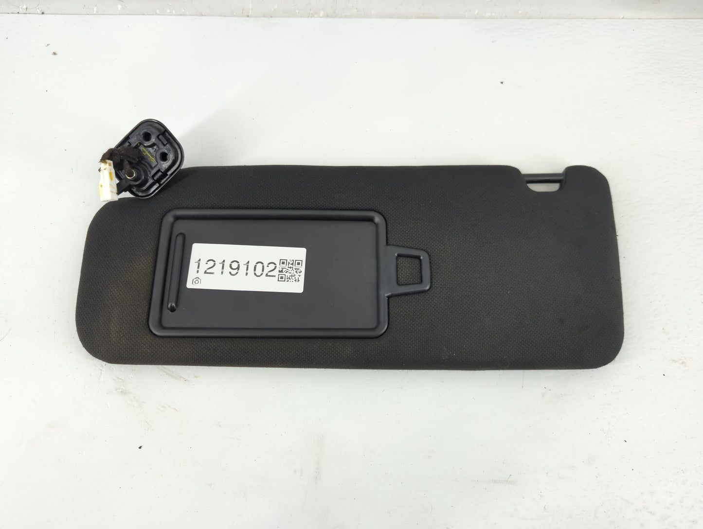 2015-2019 Hyundai Sonata Sun Visor Shade Replacement Driver Left Mirror Fits Fits 2015 2016 2017 2018 2019 OEM Used Auto Par