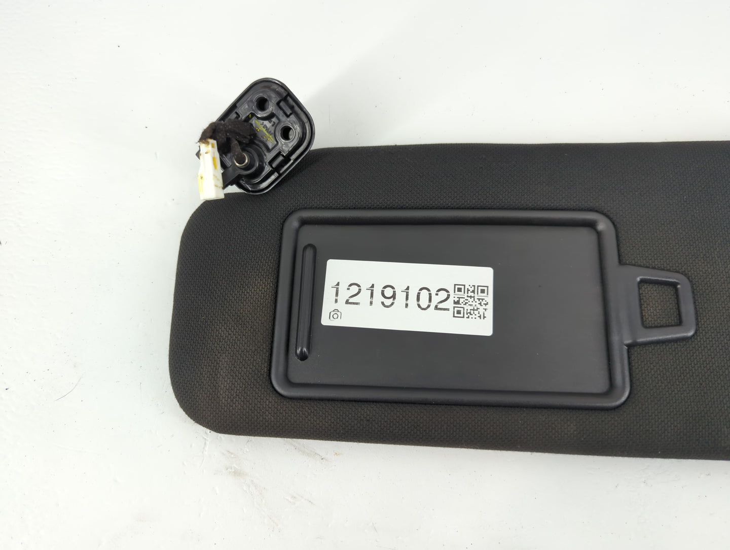 2015-2019 Hyundai Sonata Sun Visor Shade Replacement Driver Left Mirror Fits Fits 2015 2016 2017 2018 2019 OEM Used Auto Par