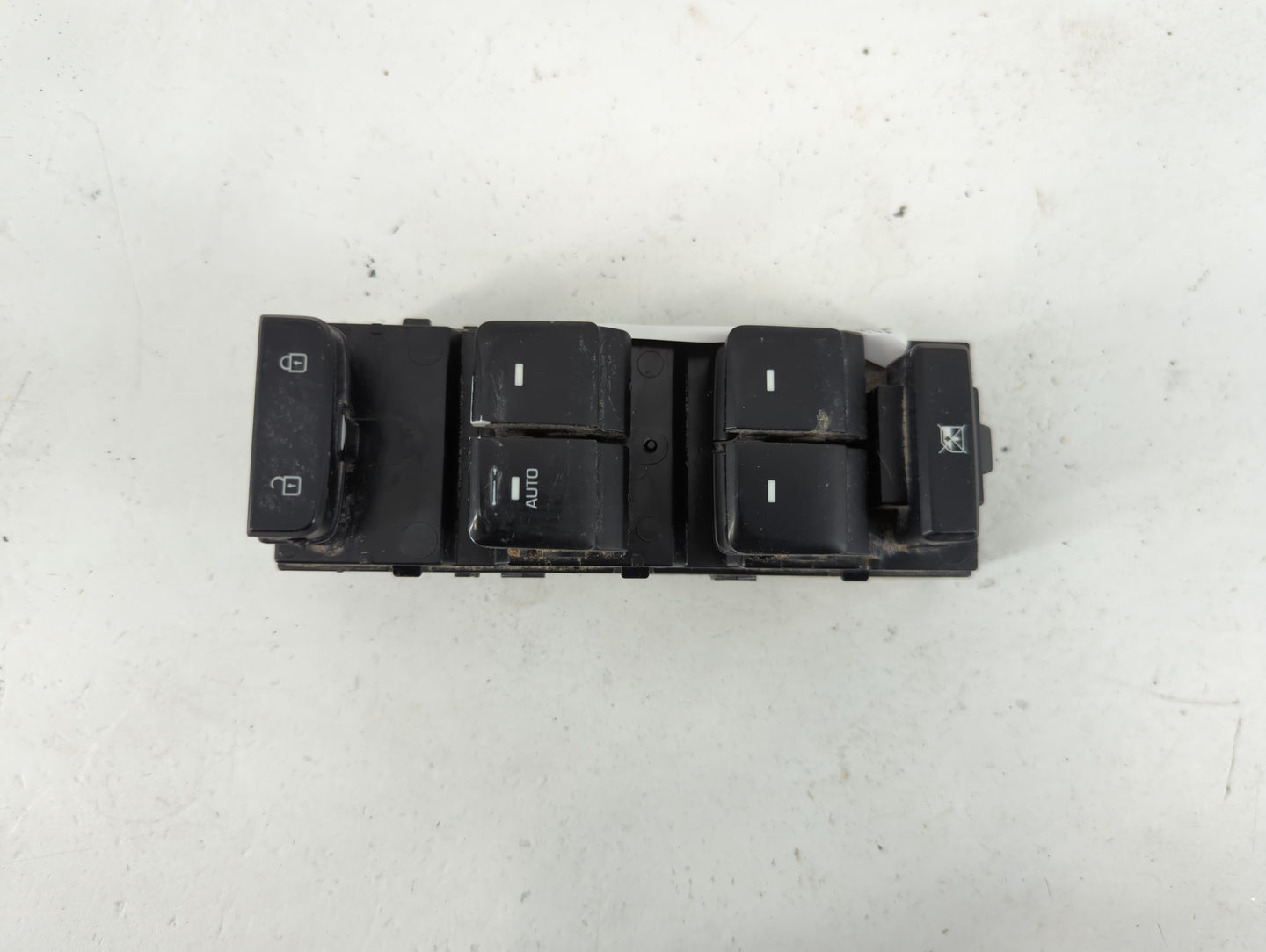 2015-2019 Hyundai Sonata Master Power Window Switch Replacement Driver Side Left P/N:93570-C1000 Fits OEM Used Auto Parts - 