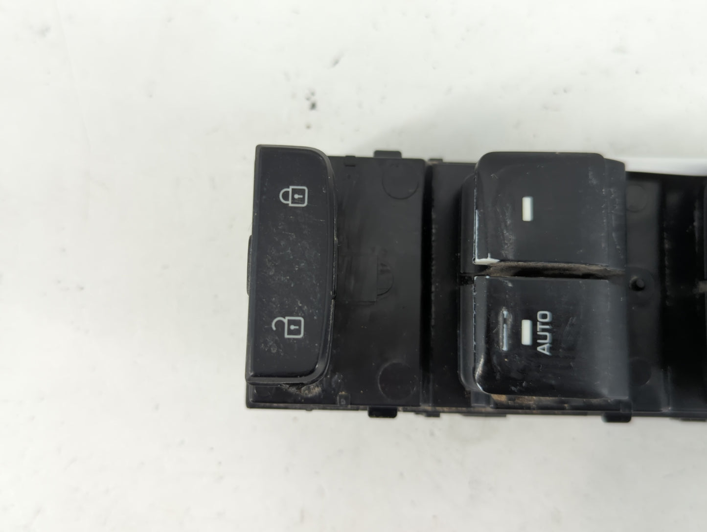 2015-2019 Hyundai Sonata Master Power Window Switch Replacement Driver Side Left P/N:93570-C1000 Fits OEM Used Auto Parts - 