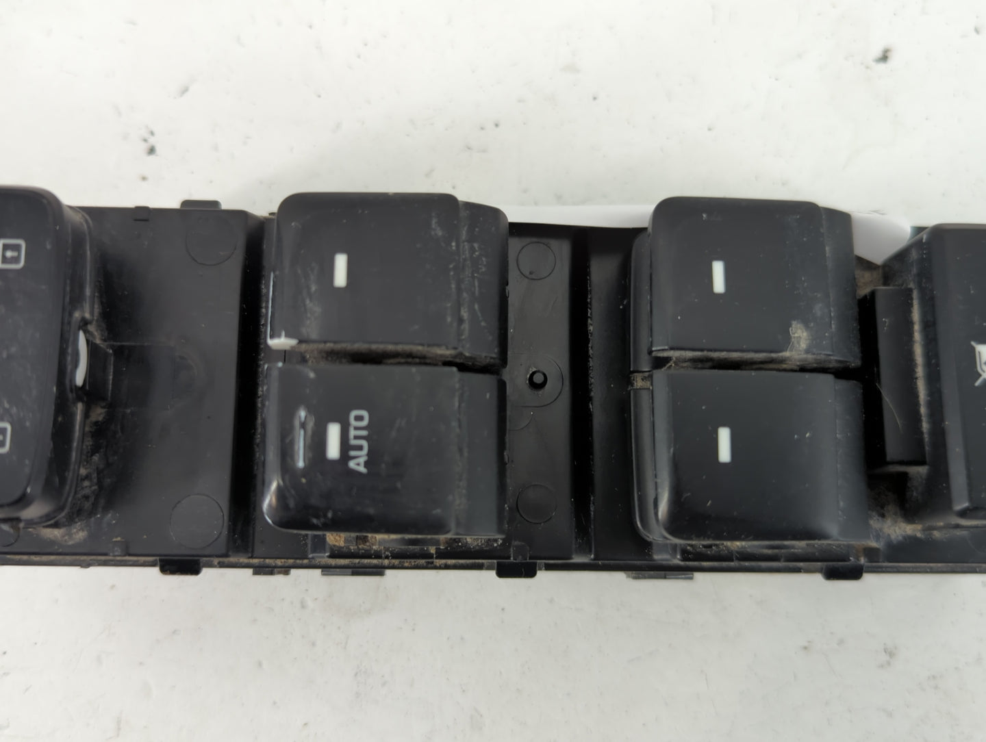 2015-2019 Hyundai Sonata Master Power Window Switch Replacement Driver Side Left P/N:93570-C1000 Fits OEM Used Auto Parts - 