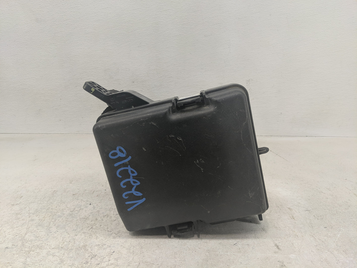 2015 Hyundai Sonata Fusebox Fuse Box Panel Relay Module P/N:91950-C1820 Fits OEM Used Auto Parts - Oemusedautoparts1.com