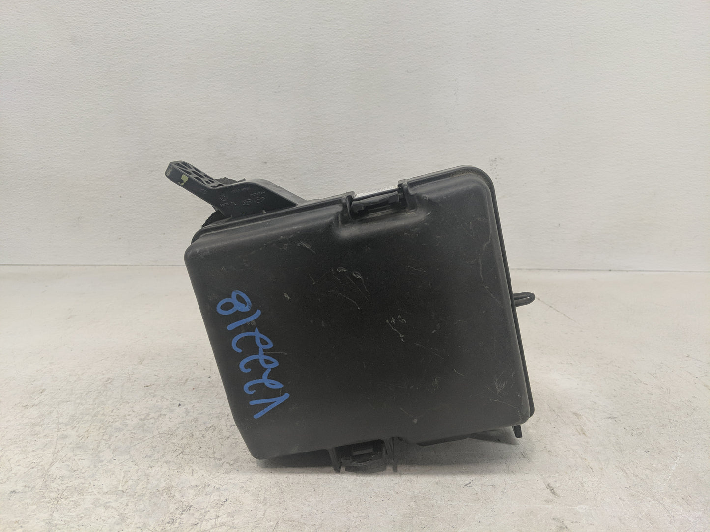 2015 Hyundai Sonata Fusebox Fuse Box Panel Relay Module P/N:91950-C1820 Fits OEM Used Auto Parts - Oemusedautoparts1.com