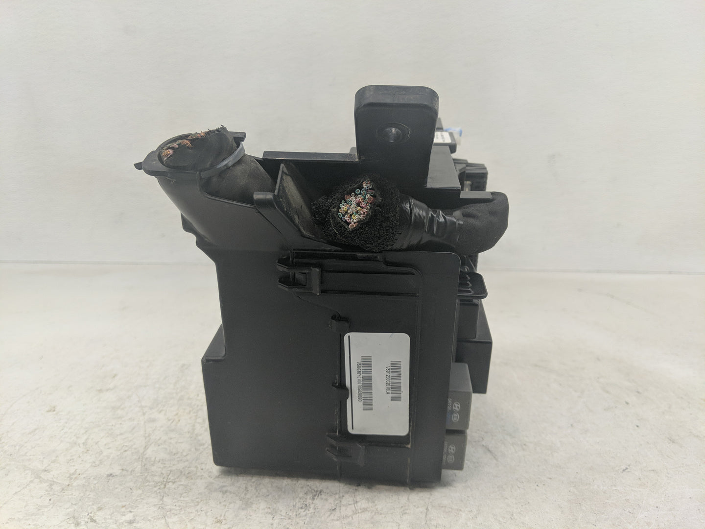 2015 Hyundai Sonata Fusebox Fuse Box Panel Relay Module P/N:91950-C1820 Fits OEM Used Auto Parts - Oemusedautoparts1.com