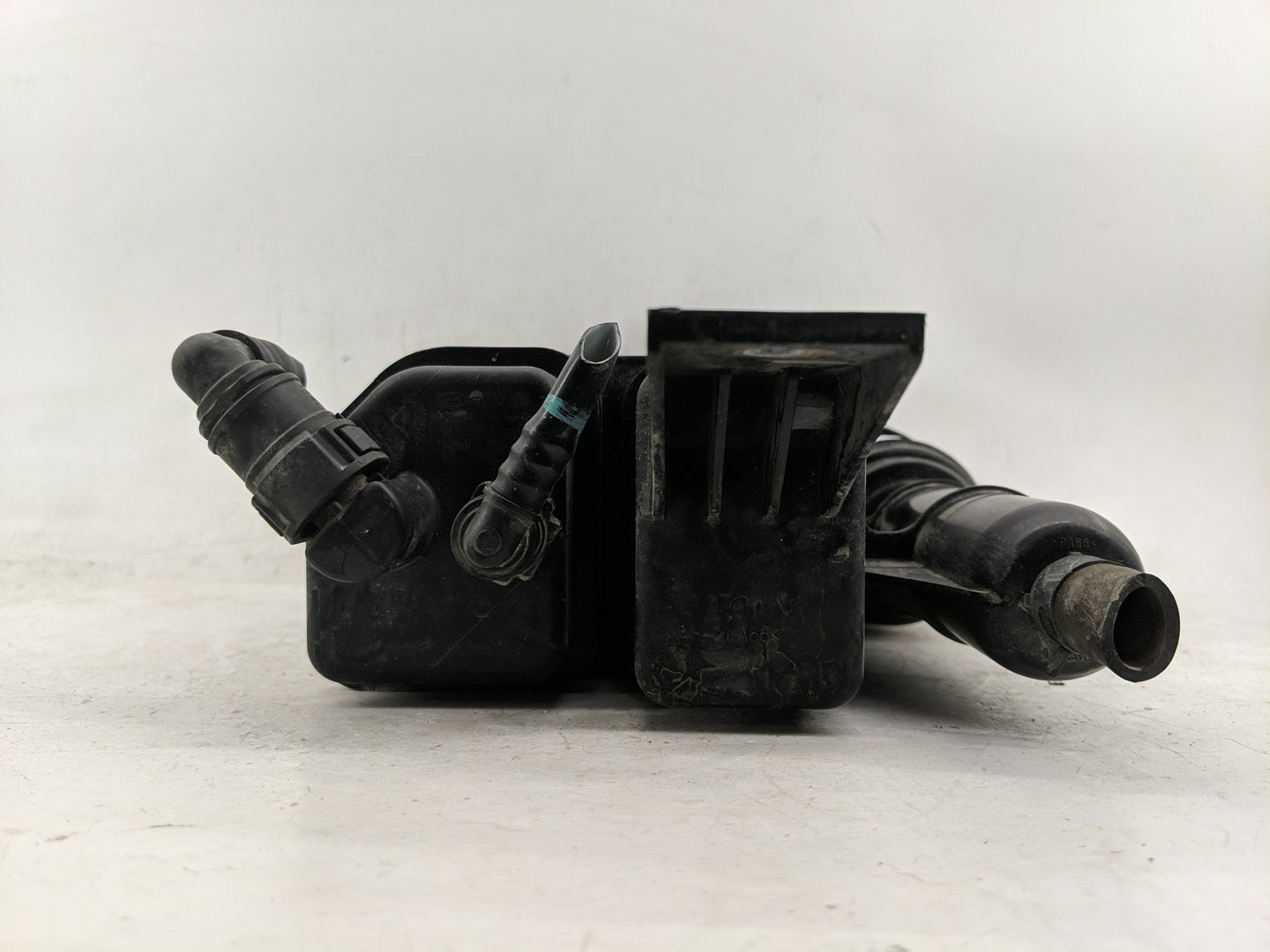 2015 Hyundai Sonata Fuel Vapor Charcoal Canister 1243600 - Oemusedautoparts1.com