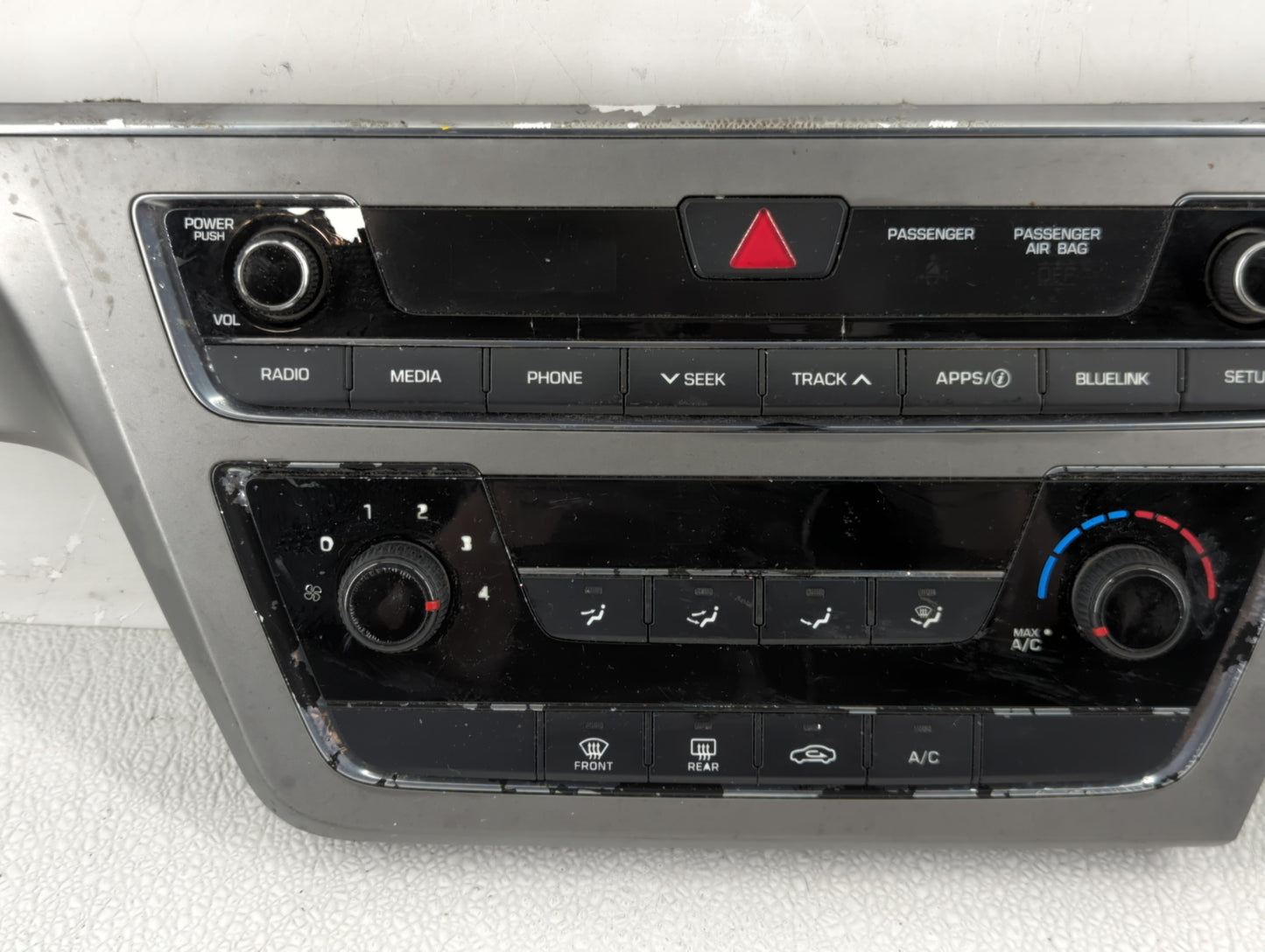 2015 Hyundai Sonata Climate Control Module Temperature AC/Heater Replacement P/N:94510-C2530 Fits OEM Used Auto Parts - Oemu