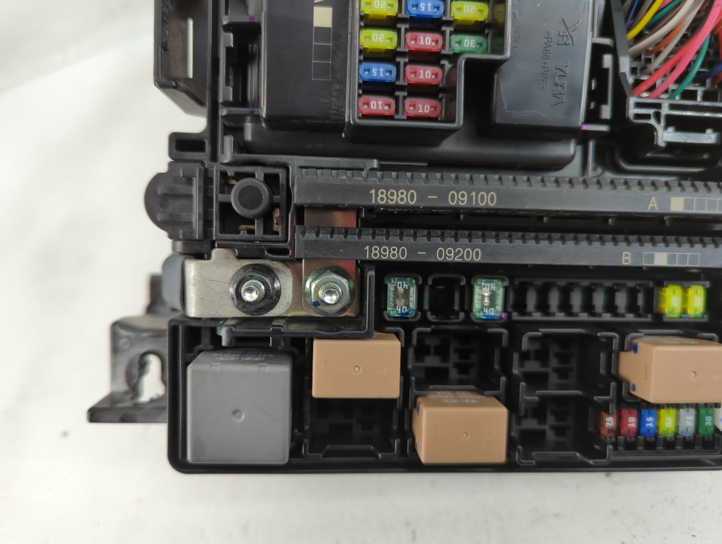 2015 Hyundai Sonata Fusebox Fuse Box Panel Relay Module P/N:VS91200C2010LA Fits OEM Used Auto Parts - Oemusedautoparts1.com