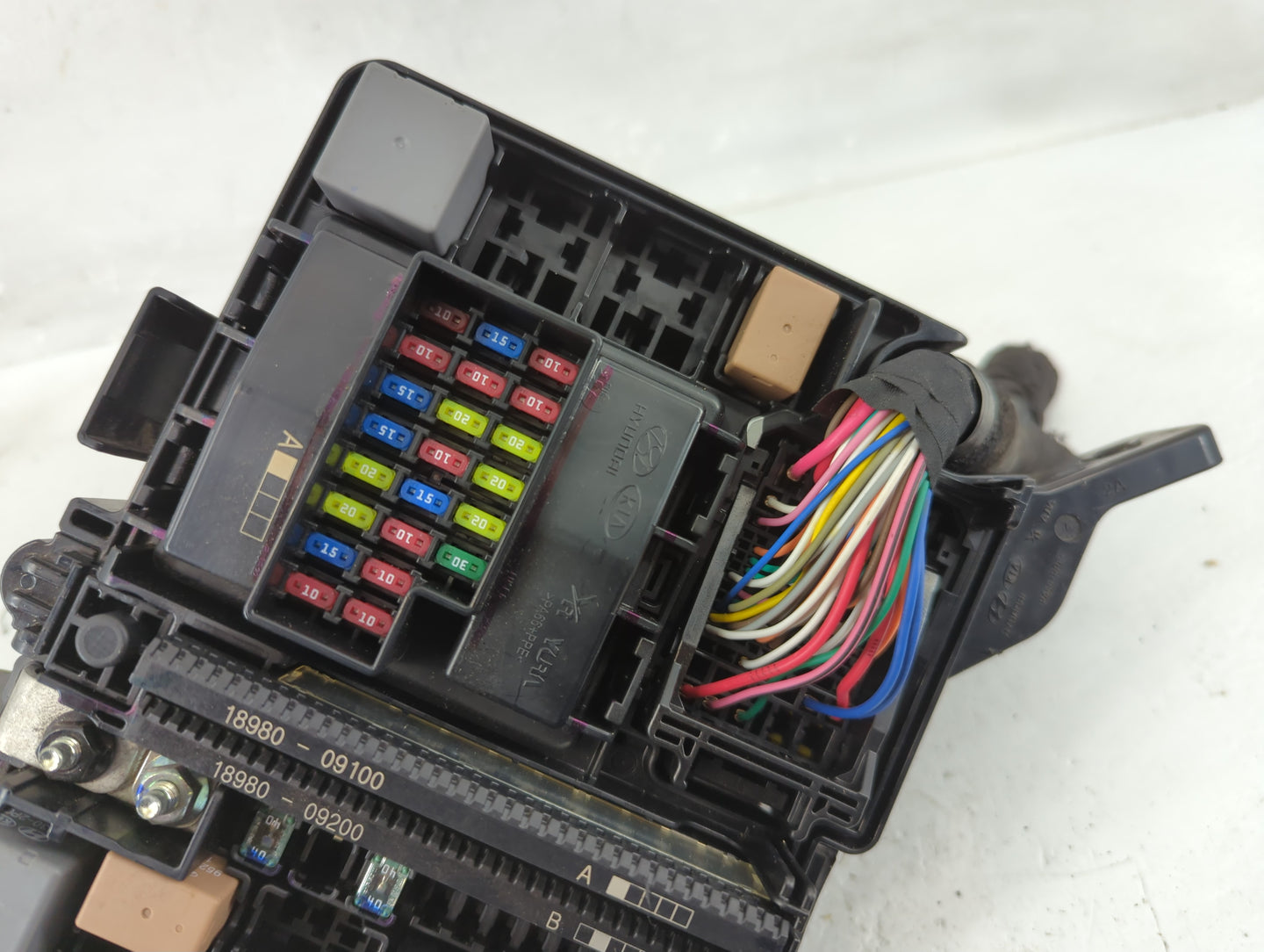 2015 Hyundai Sonata Fusebox Fuse Box Panel Relay Module P/N:91950-C1820 Fits OEM Used Auto Parts - Oemusedautoparts1.com