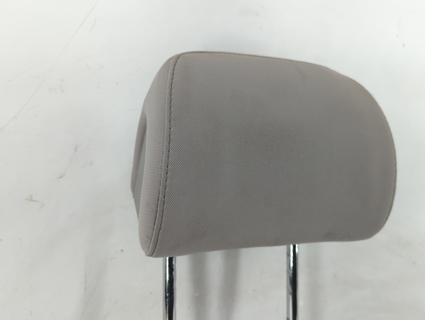 2015 Hyundai Sonata Headrest Head Rest Front Driver Seat Gray - Oemusedautoparts1.com