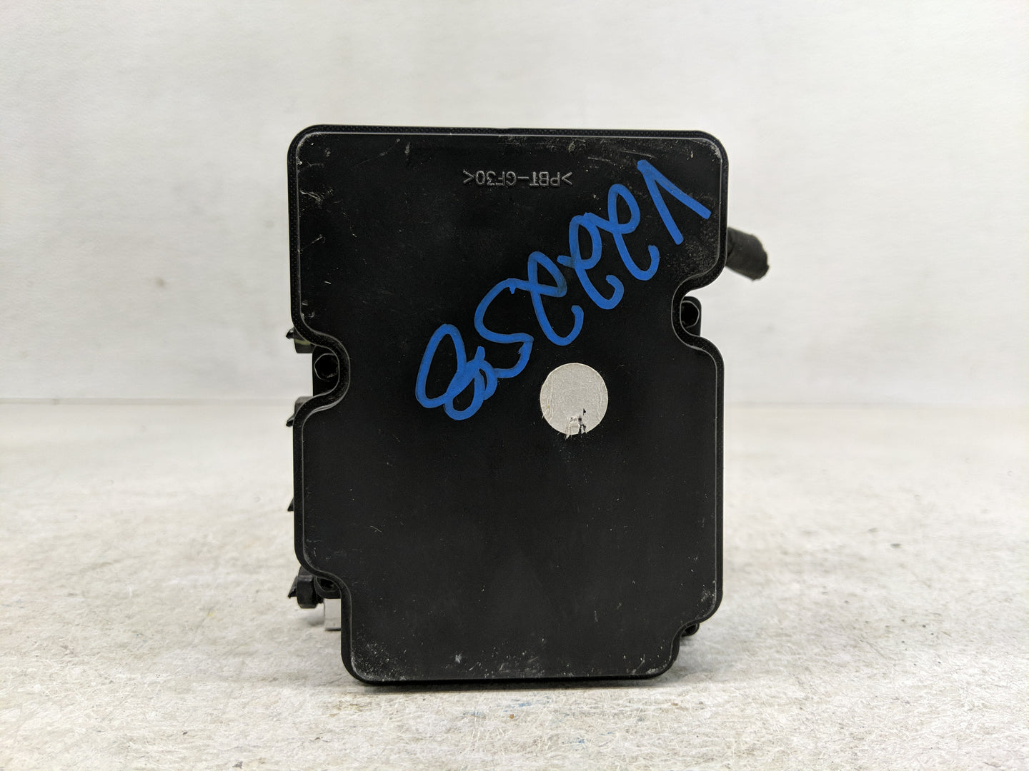 2015-2017 Hyundai Sonata ABS Pump Control Module Replacement P/N:C2589-30500 Fits Fits 2015 2016 2017 OEM Used Auto Parts - 