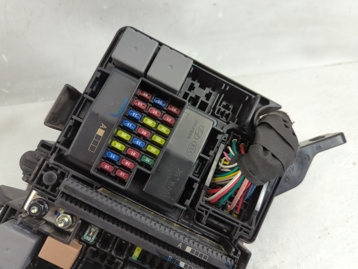 2015 Hyundai Sonata Fusebox Fuse Box Panel Relay Module P/N:91950-C1820 Fits OEM Used Auto Parts - Oemusedautoparts1.com