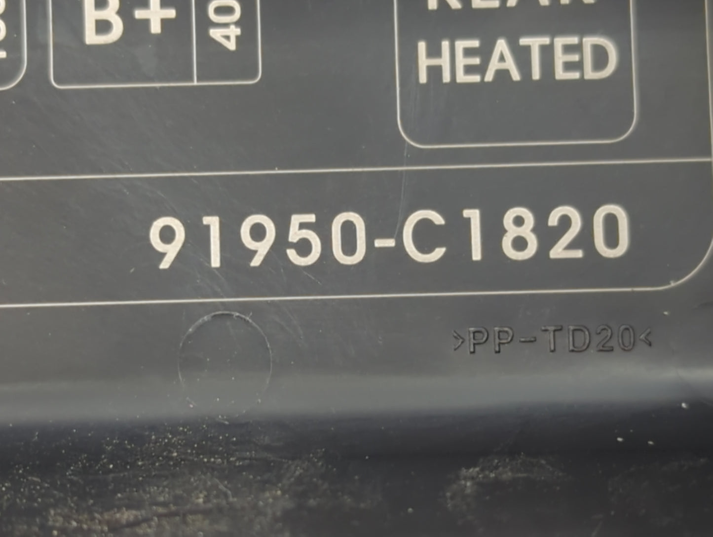 2015 Hyundai Sonata Fusebox Fuse Box Panel Relay Module P/N:91950-C1820 Fits OEM Used Auto Parts - Oemusedautoparts1.com