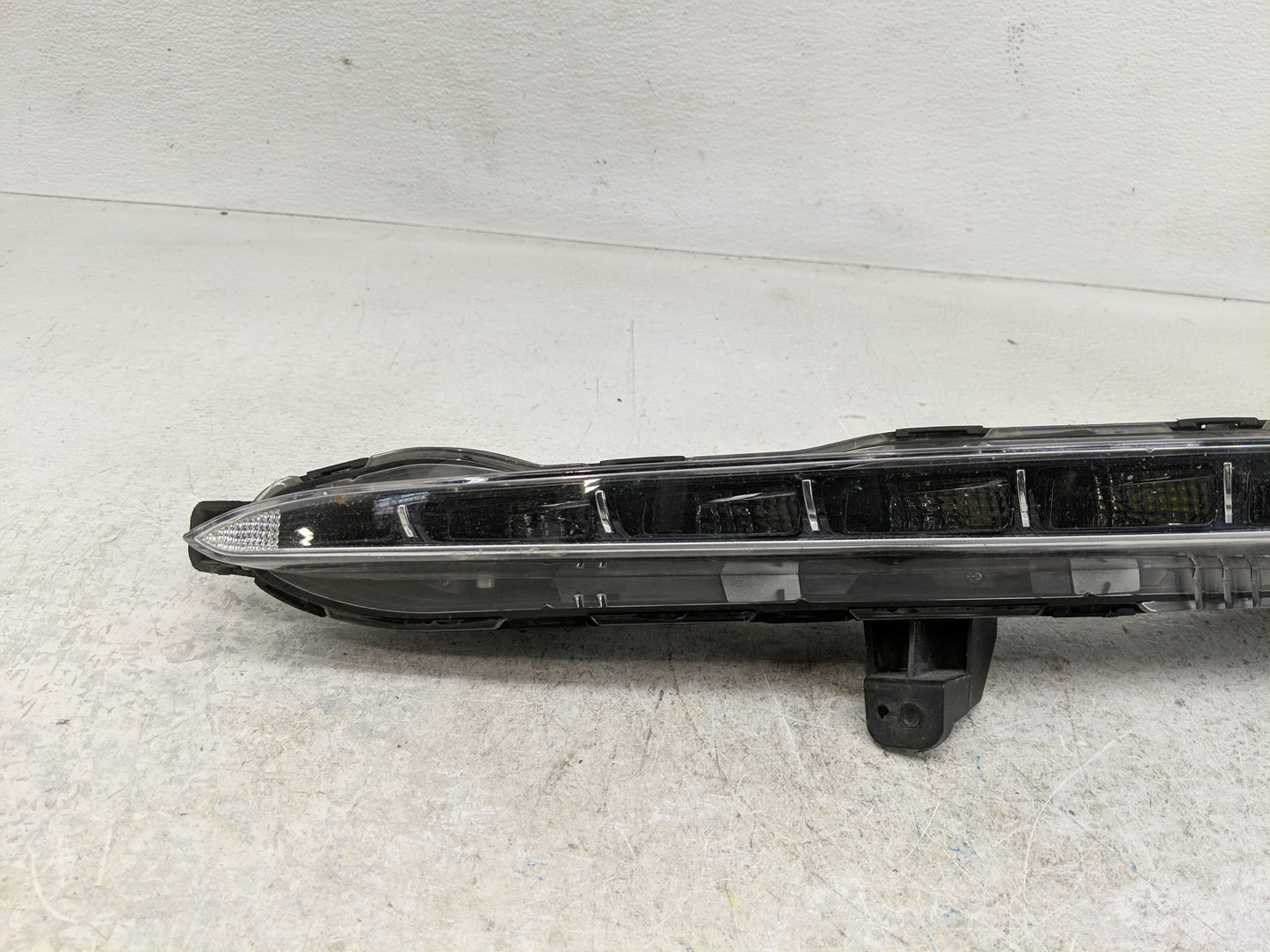 2011-2015 Hyundai Sonata Driver Left Oem Fog Light Lamp - Oemusedautoparts1.com