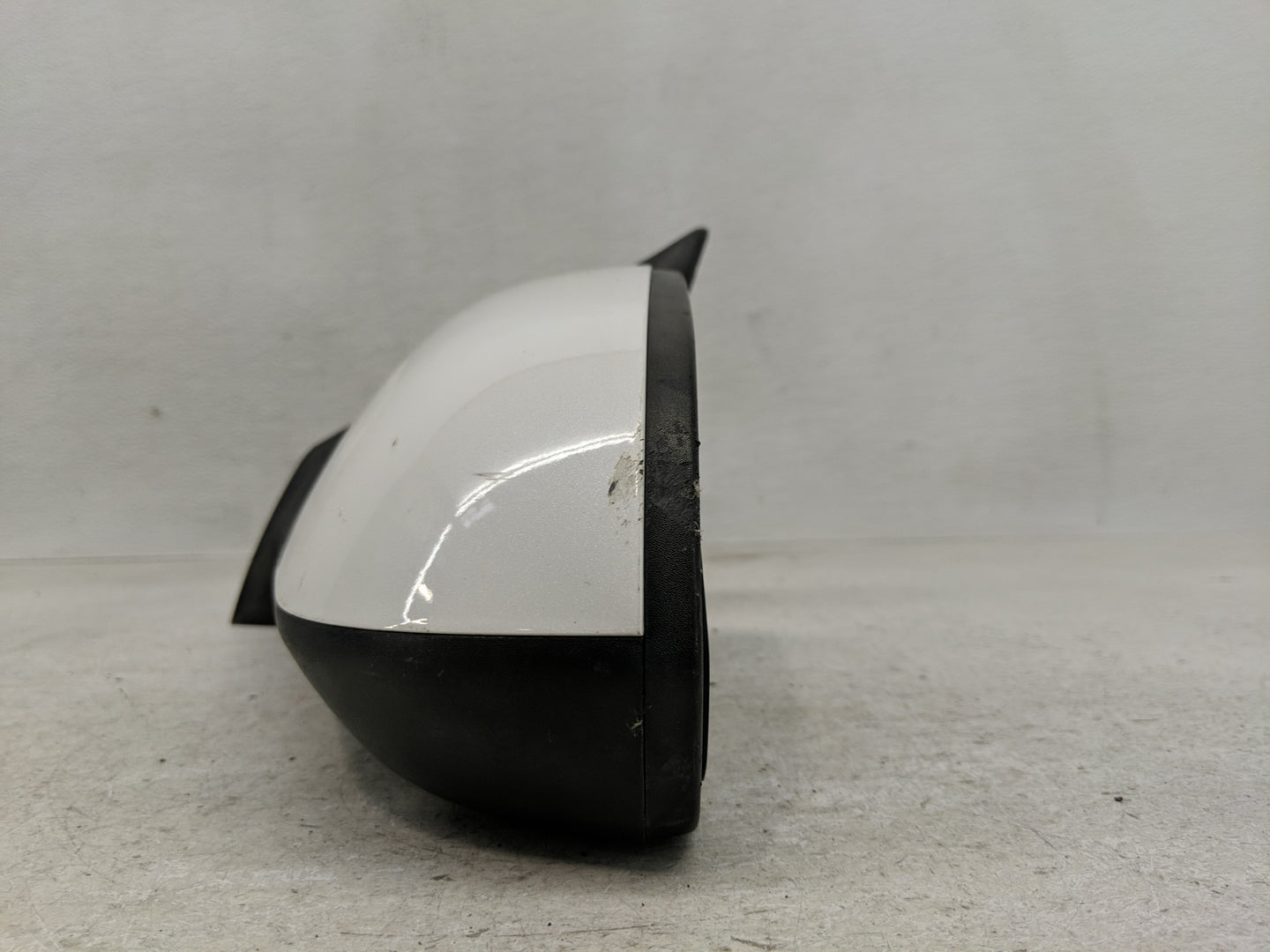 2015 Hyundai Sonata Driver Side View Mirror - Left Door Mirror OEM Used - Oemusedautoparts1.com