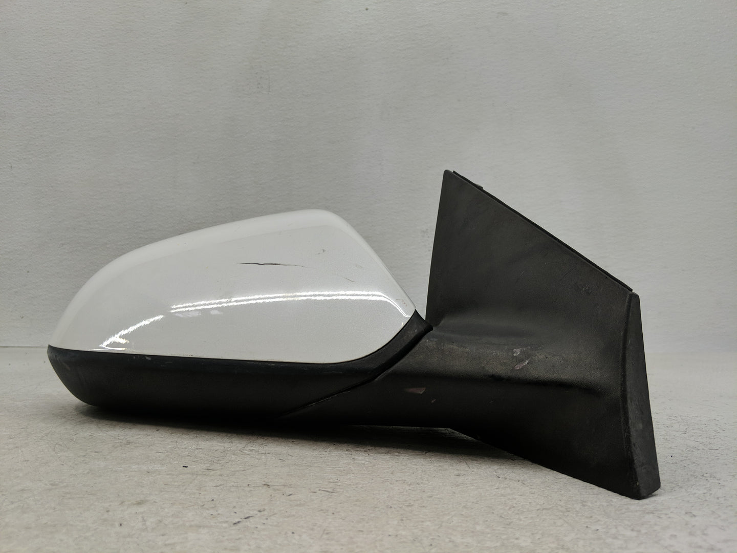2015 Hyundai Sonata Passenger Side View Mirror - Right Door Mirror OEM Used - Oemusedautoparts1.com
