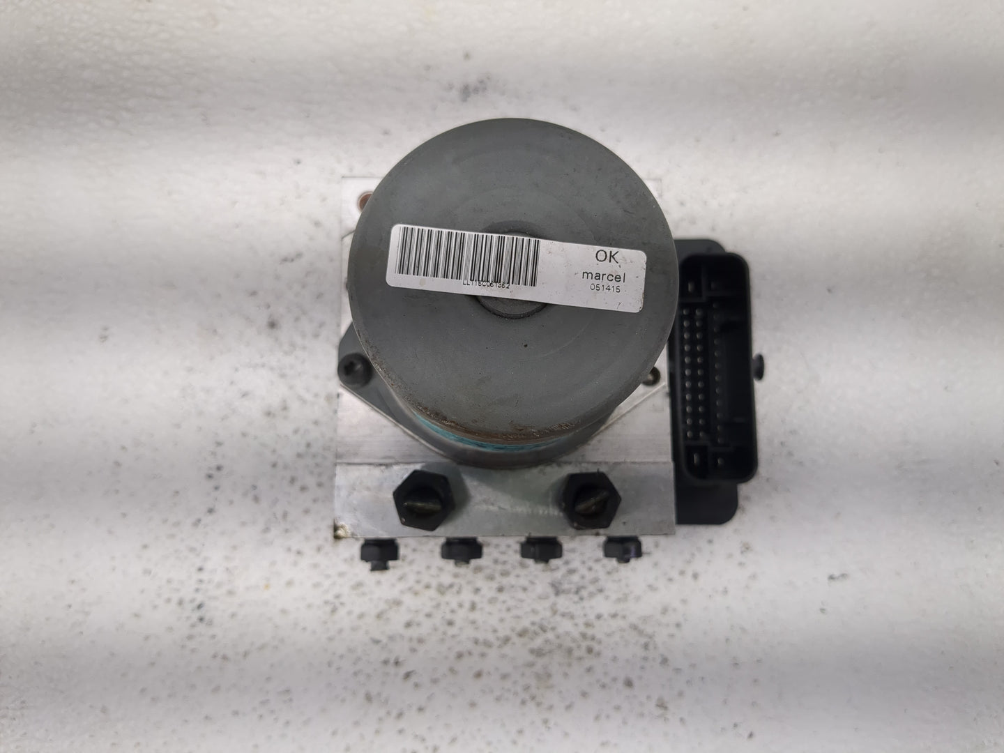 2015-2017 Hyundai Sonata ABS Pump Control Module Replacement P/N:61589-45100 Fits Fits 2015 2016 2017 OEM Used Auto Parts - 