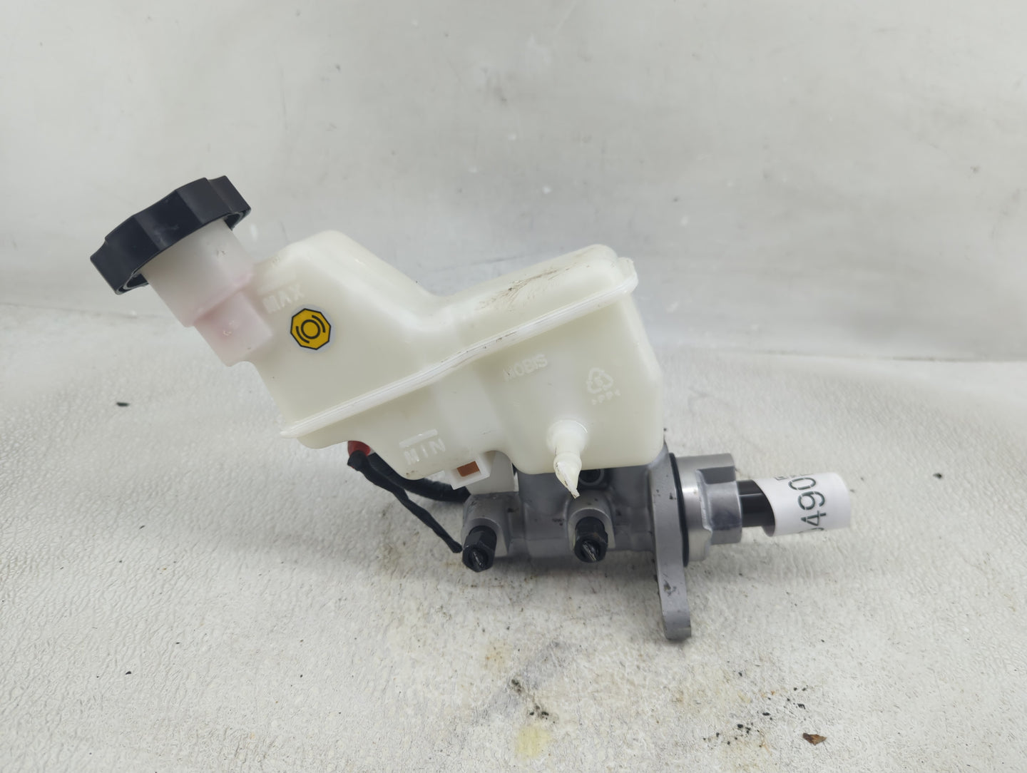 2015-2019 Hyundai Sonata Brake Master Cylinder 1290490 - Oemusedautoparts1.com