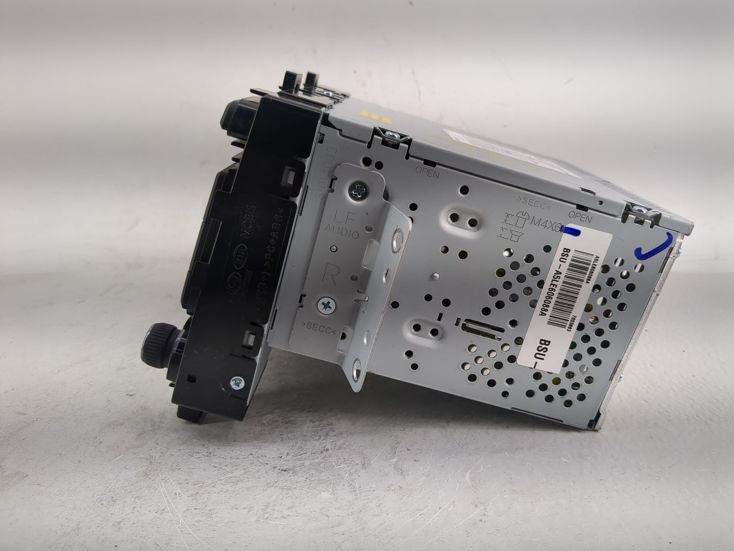 2015 Hyundai Sonata Radio AM FM Cd Player Receiver Replacement P/N:96180-C20004X Fits OEM Used Auto Parts - Oemusedautoparts