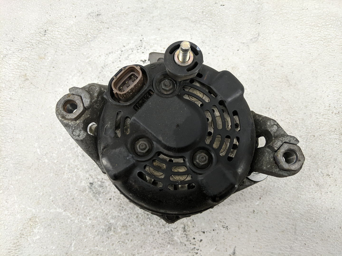 2015-2019 Hyundai Sonata Alternator Replacement Generator Charging Assembly Engine OEM P/N:37300-2G061 Fits OEM Used Auto Pa