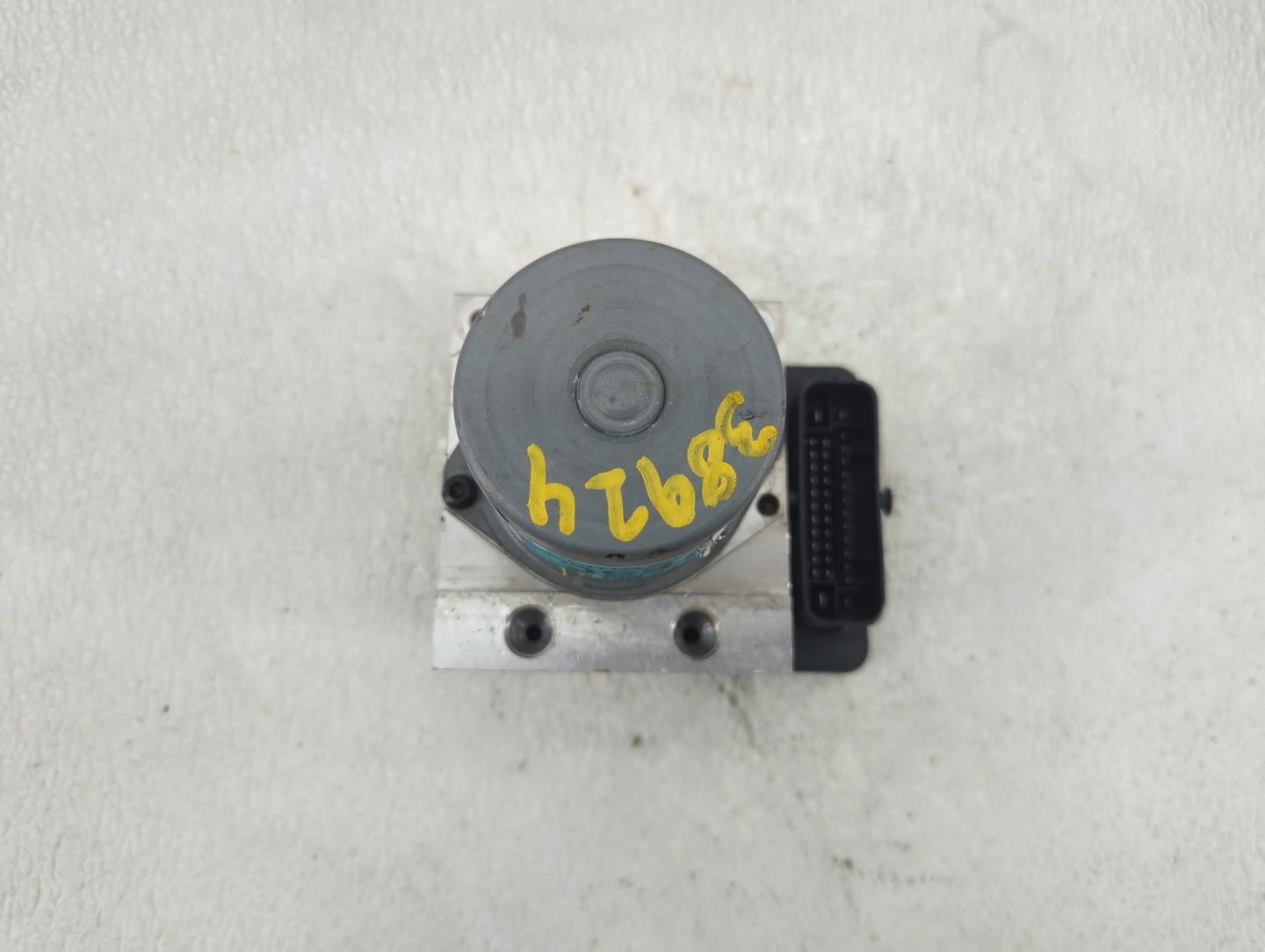 2015-2017 Hyundai Sonata ABS Pump Control Module Replacement P/N:61589-45100 Fits Fits 2015 2016 2017 OEM Used Auto Parts - 