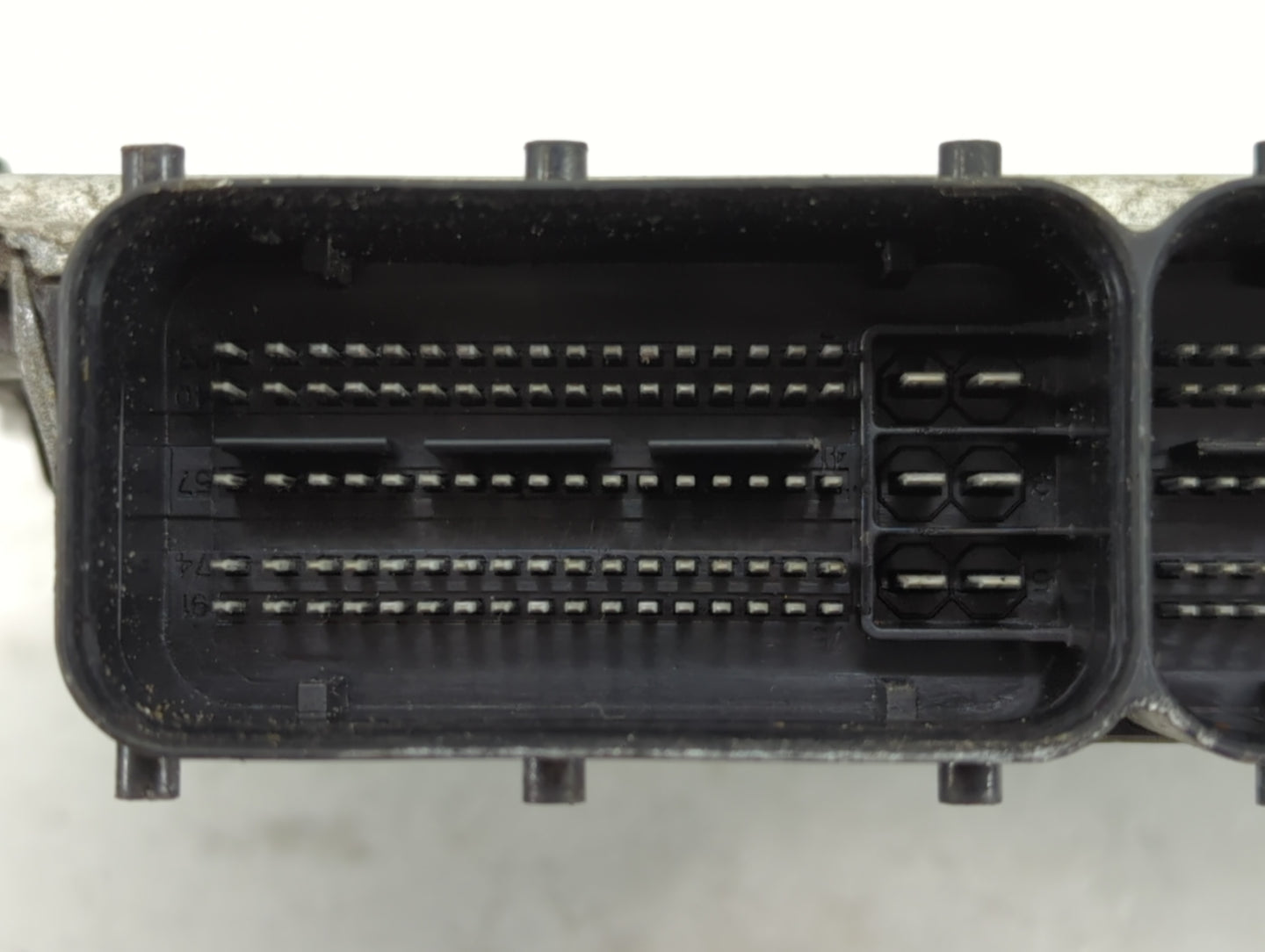 2015-2017 Hyundai Sonata PCM Engine Control Computer ECU ECM PCU OEM P/N:39111-2GTE5 39101-2GTE5 Fits Fits 2015 2016 2017 OE