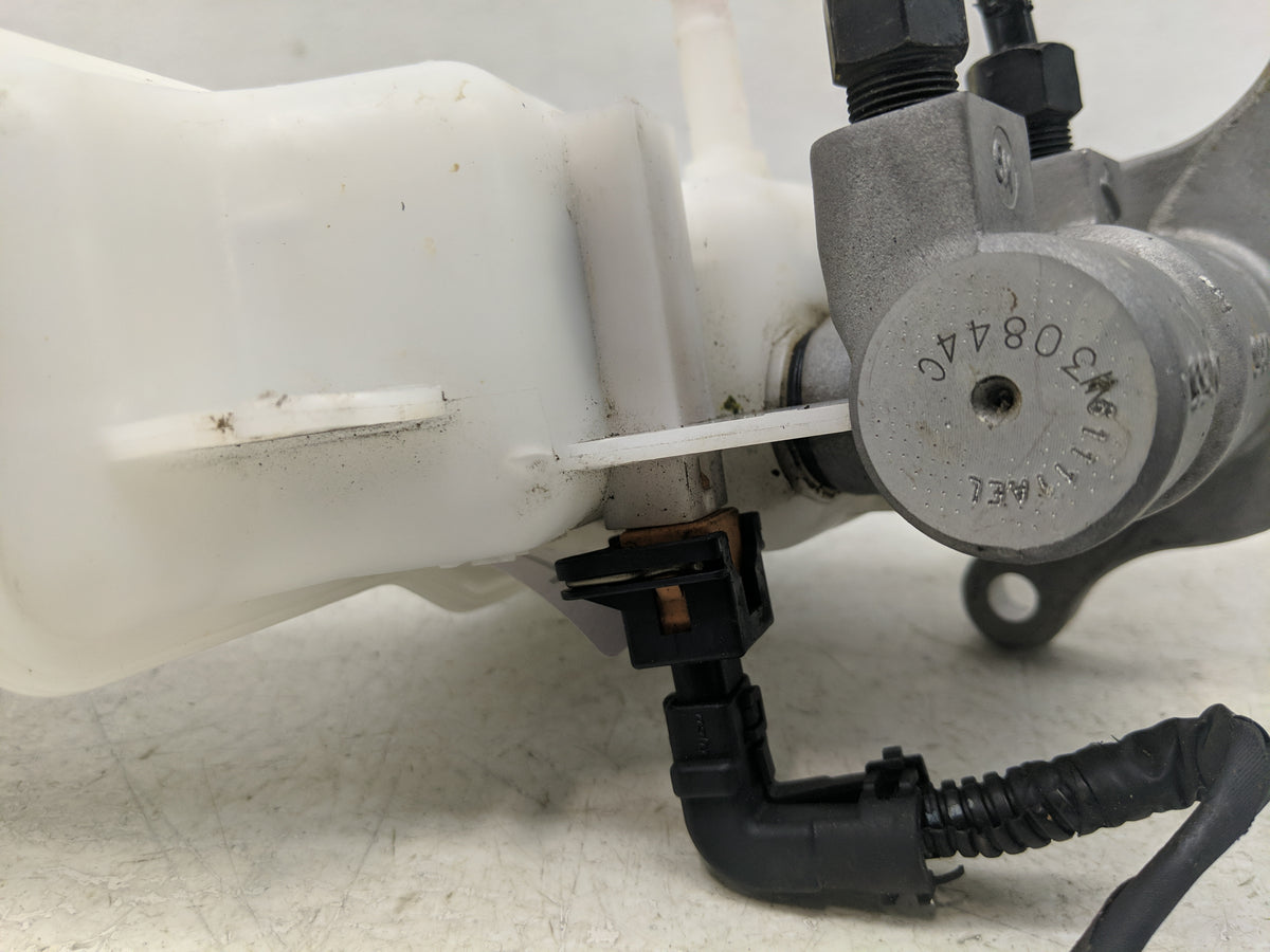 2015-2019 Hyundai Sonata Brake Master Cylinder 1312105 - Oemusedautoparts1.com