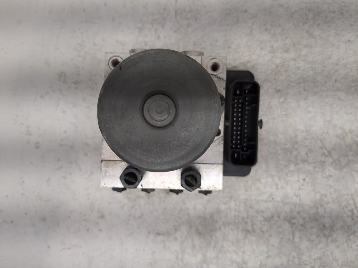 2015-2017 Hyundai Sonata Anti-Lock Brake ABS Pump Module Actuator OEM P/N:61589-45100 Fits Fits 2015 2016 2017 OEM Used Auto