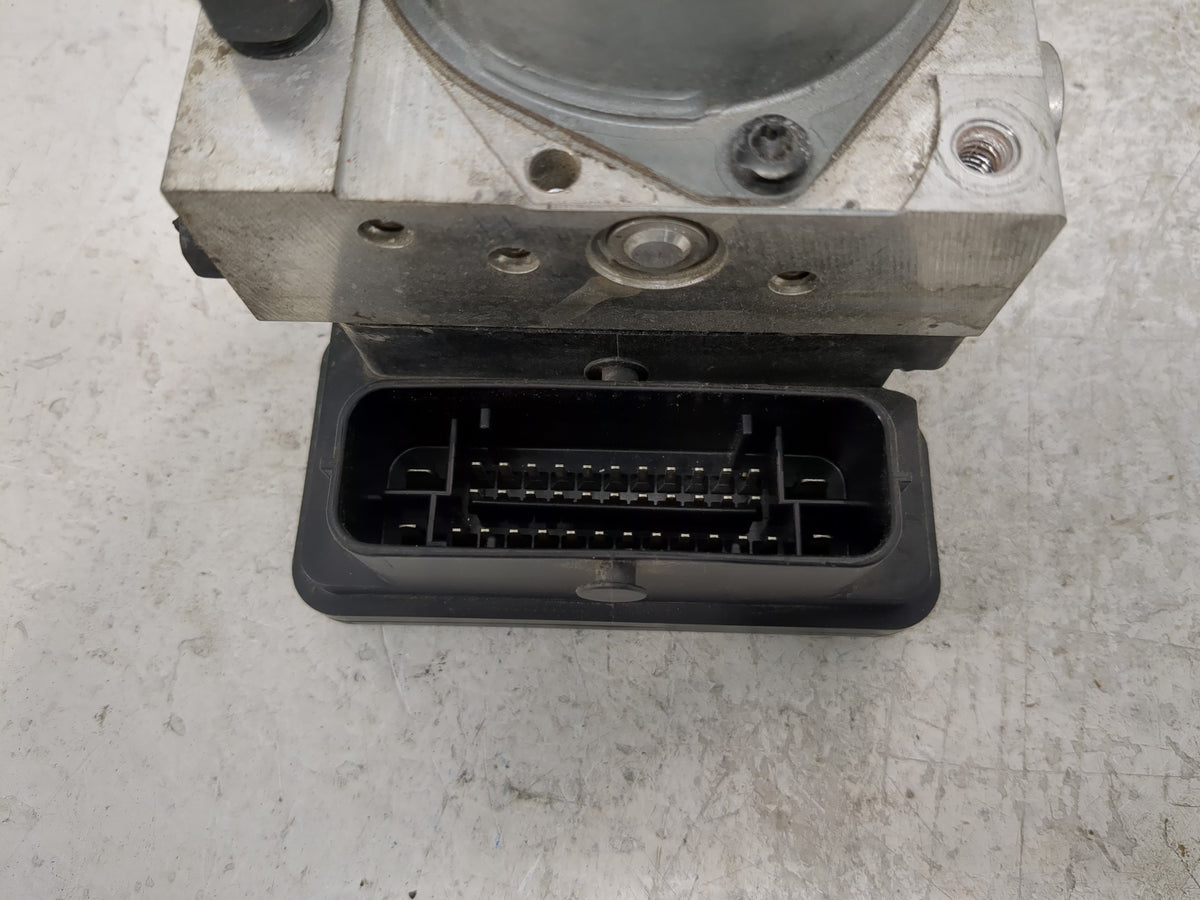 2015-2017 Hyundai Sonata Anti-Lock Brake ABS Pump Module Actuator OEM P/N:61589-45100 Fits Fits 2015 2016 2017 OEM Used Auto