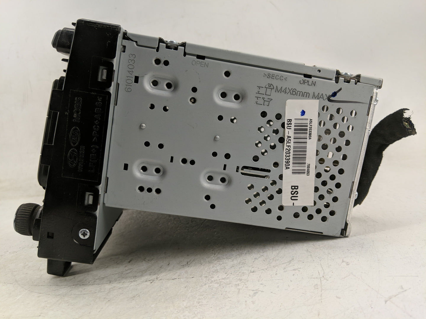 2015-2017 Hyundai Sonata Radio AM FM Cd Player Receiver Replacement P/N:96180-C20004X Fits Fits 2015 2016 2017 OEM Used Auto
