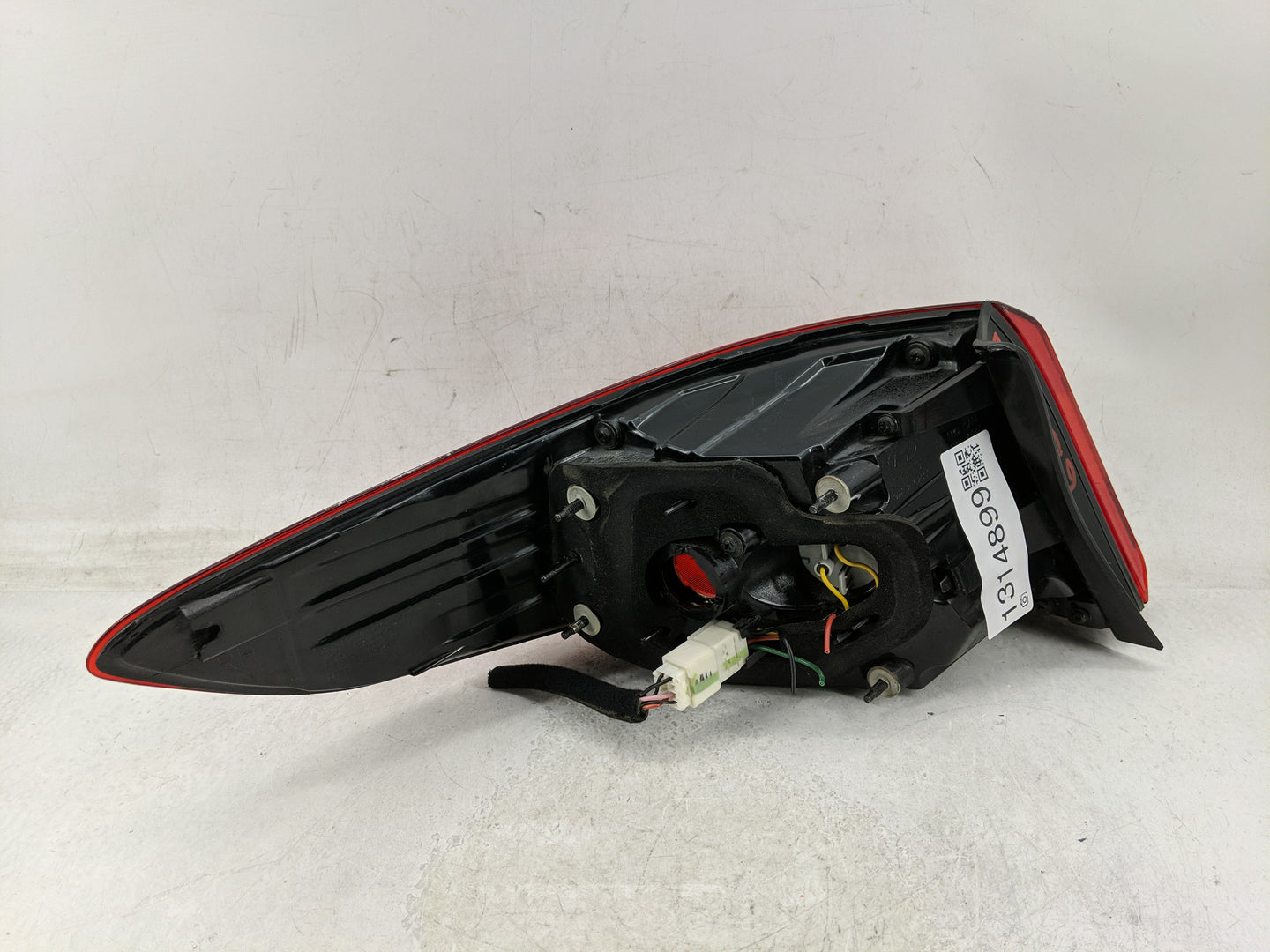 2015-2017 Hyundai Sonata Tail Light Assembly Passenger Right OEM Fits Fits 2015 2016 2017 OEM Used Auto Parts - Oemusedautop