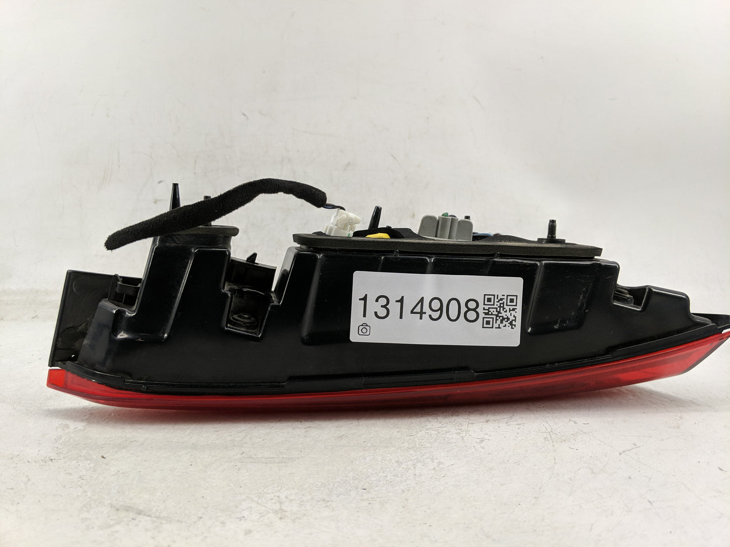 2015-2017 Hyundai Sonata Tail Light Assembly Passenger Right OEM Fits Fits 2015 2016 2017 OEM Used Auto Parts - Oemusedautop