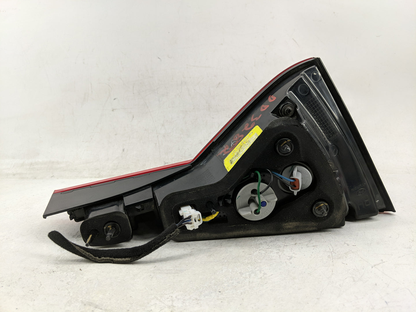 2015-2017 Hyundai Sonata Tail Light Assembly Passenger Right OEM Fits Fits 2015 2016 2017 OEM Used Auto Parts - Oemusedautop