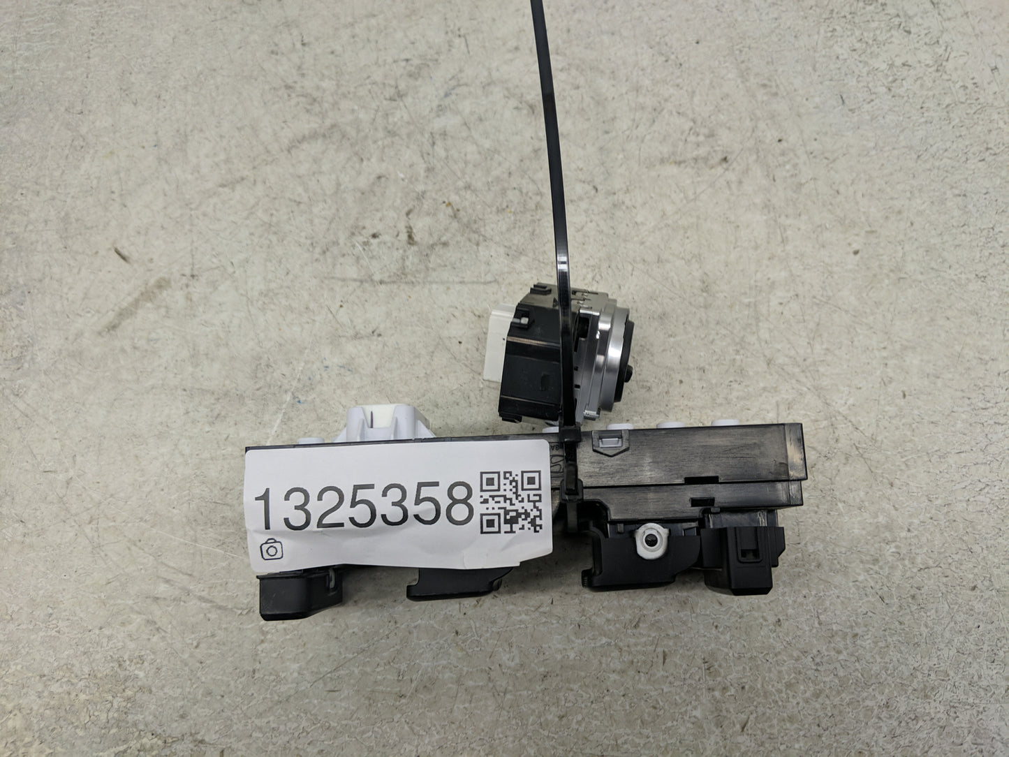 2015-2017 Hyundai Sonata Master Power Window Switch Replacement Driver Side Left Fits Fits 2015 2016 2017 OEM Used Auto Part