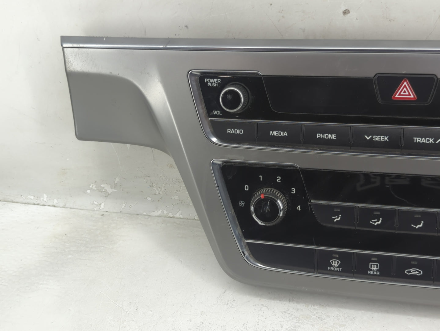 2015-2017 Hyundai Sonata Climate Control Module Temperature AC/Heater Replacement P/N:94510-C2530 Fits Fits 2015 2016 2017 O