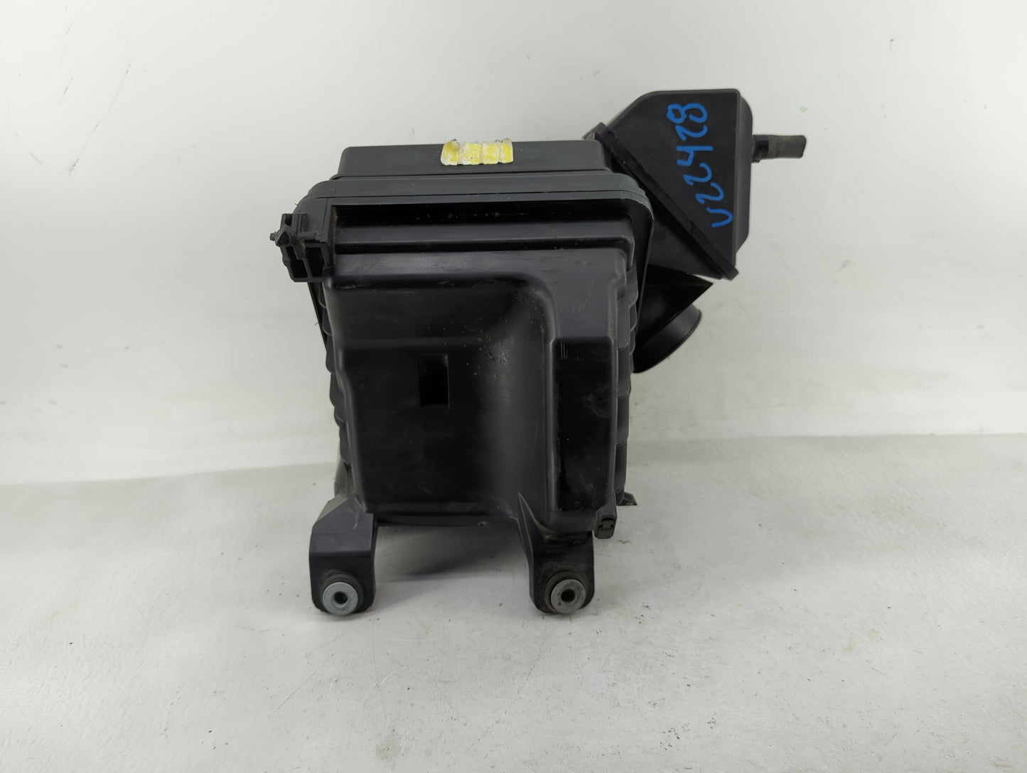 2015-2017 Hyundai Sonata Air Cleaner Intake-duct Hose Tube 1330532 - Oemusedautoparts1.com