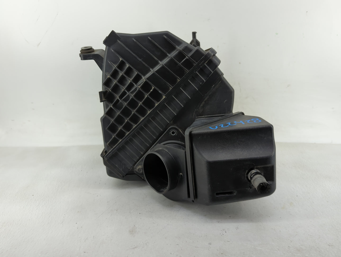 2015-2017 Hyundai Sonata Air Cleaner Intake-duct Hose Tube 1330532 - Oemusedautoparts1.com