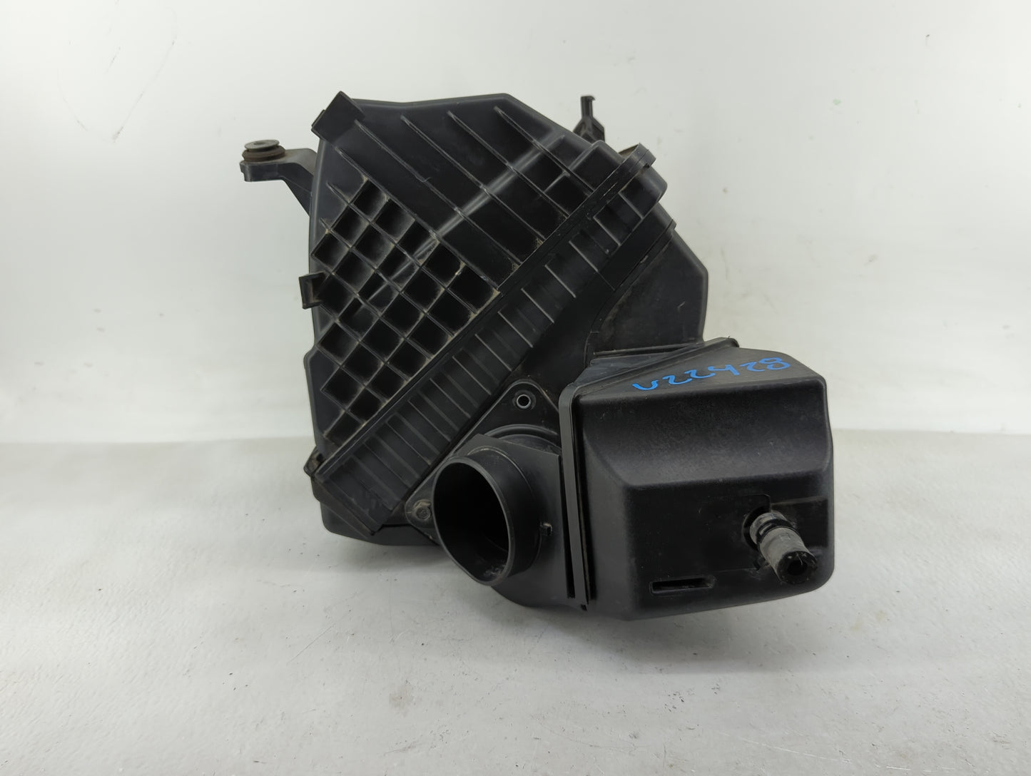 2015-2017 Hyundai Sonata Air Cleaner Intake-duct Hose Tube 1330532 - Oemusedautoparts1.com
