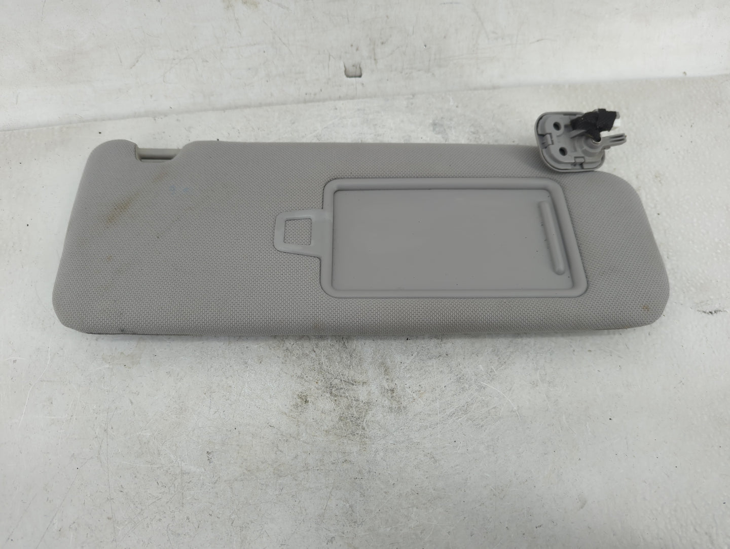 2015-2019 Hyundai Sonata Sun Visor Shade Replacement Passenger Right Mirror Fits Fits 2015 2016 2017 2018 2019 OEM Used Auto