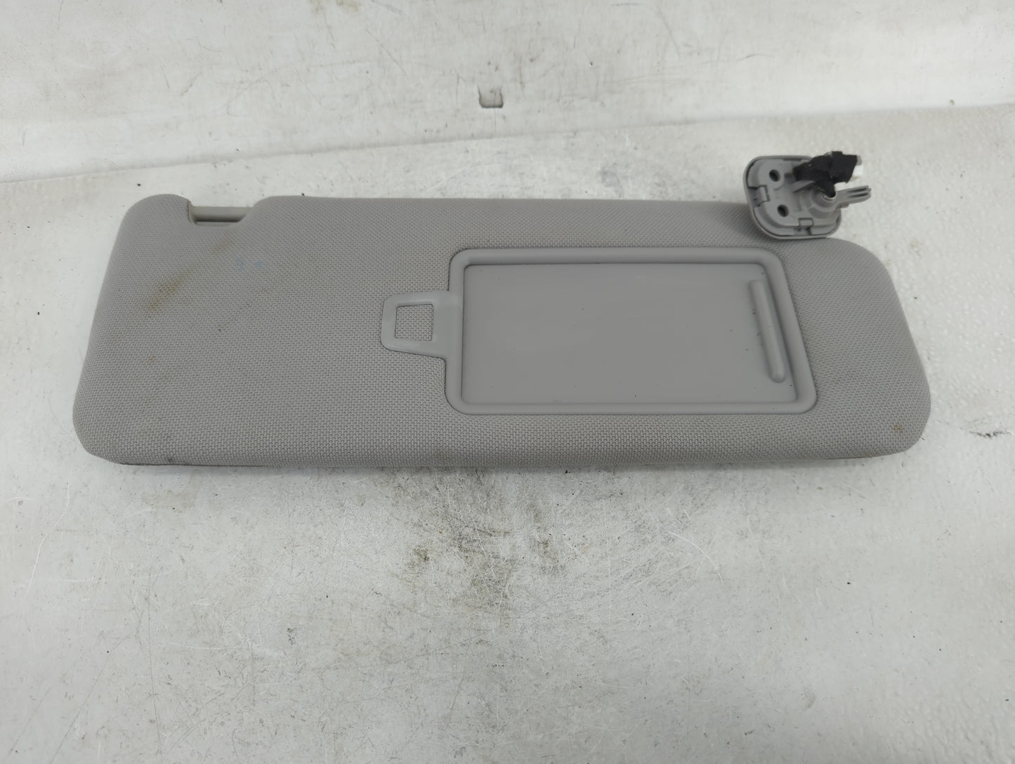 2015-2019 Hyundai Sonata Sun Visor Shade Replacement Passenger Right Mirror Fits Fits 2015 2016 2017 2018 2019 OEM Used Auto