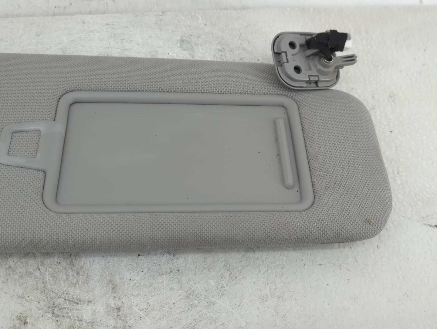 2015-2019 Hyundai Sonata Sun Visor Shade Replacement Passenger Right Mirror Fits Fits 2015 2016 2017 2018 2019 OEM Used Auto