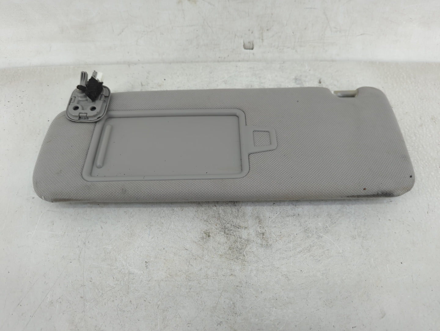 2015-2019 Hyundai Sonata Sun Visor Shade Replacement Driver Left Mirror Fits Fits 2015 2016 2017 2018 2019 OEM Used Auto Par