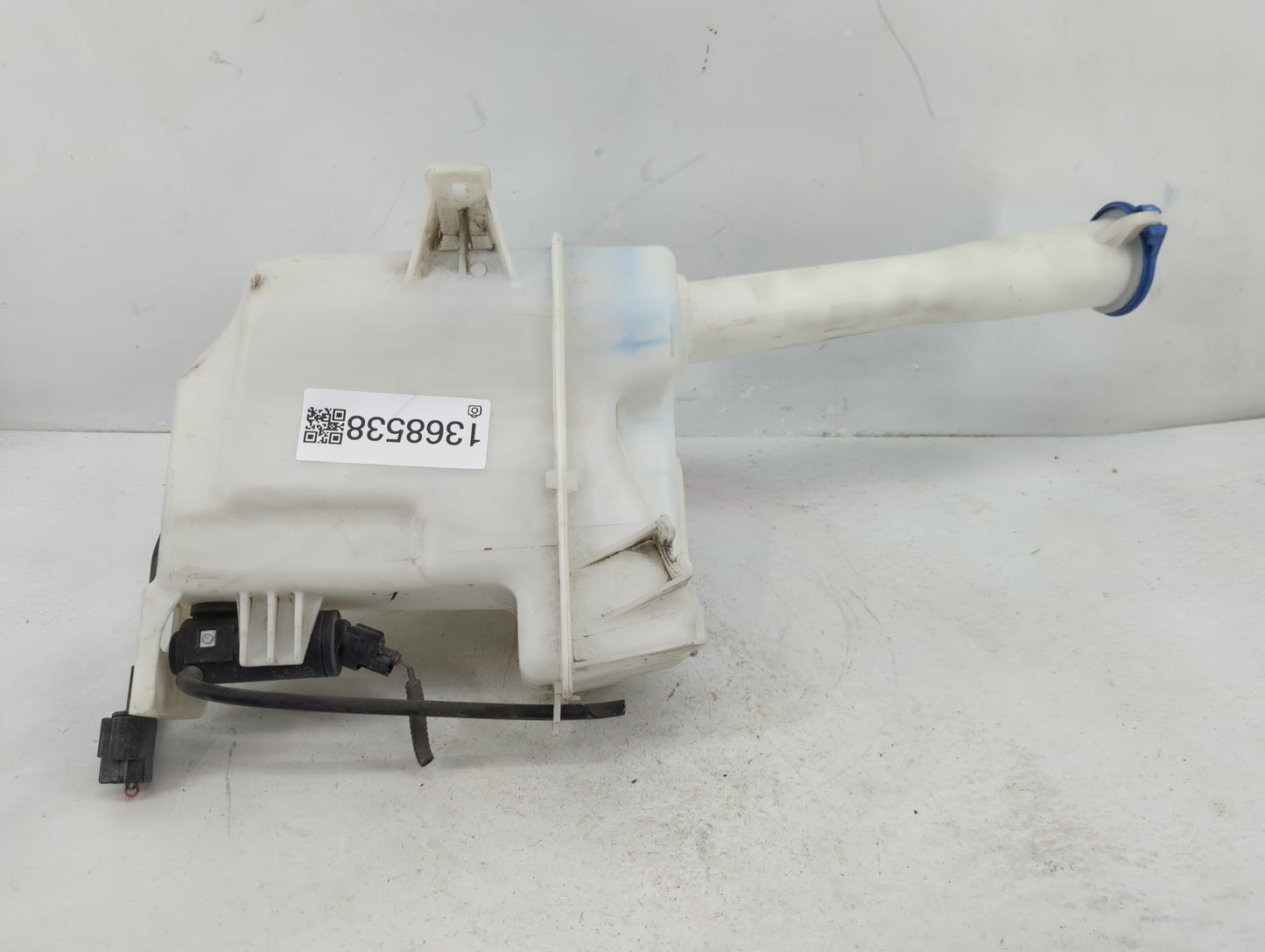 2015-2019 Hyundai Sonata Windshield Washer Fluid Reservoir Bottle Oem - Oemusedautoparts1.com